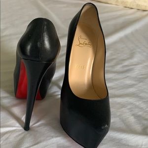 Size 38.5 authentic Christian Louboutin shoes.